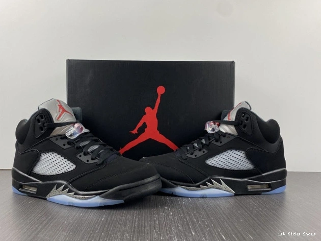 5 Black 592 SportInspired Jordan 845035- (2016) Retro Metallic 0111